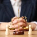 Кого выбрать для услуги «миграционный адвокат Германия»: рейтинг юристов